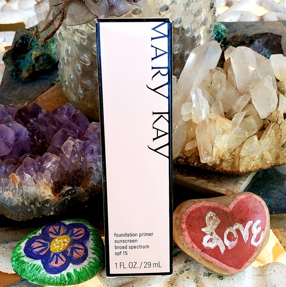 Mary Kay Foundation Primer, SPF 15